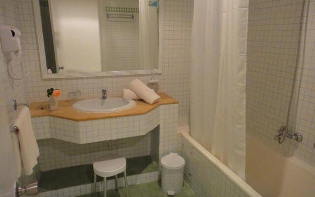 Palmyra Holiday Resort & Spa