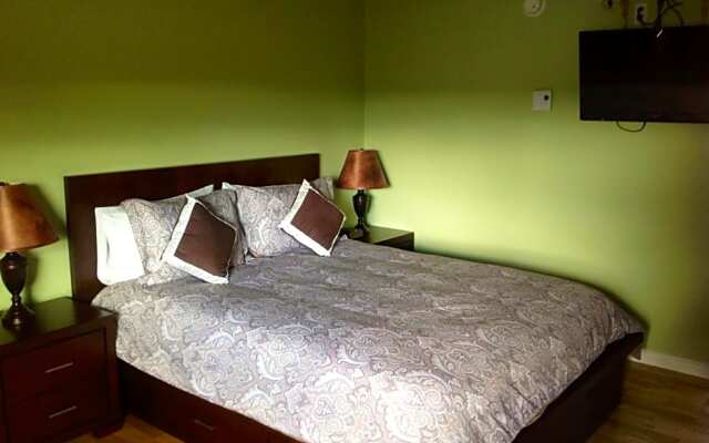 Parkside Inn