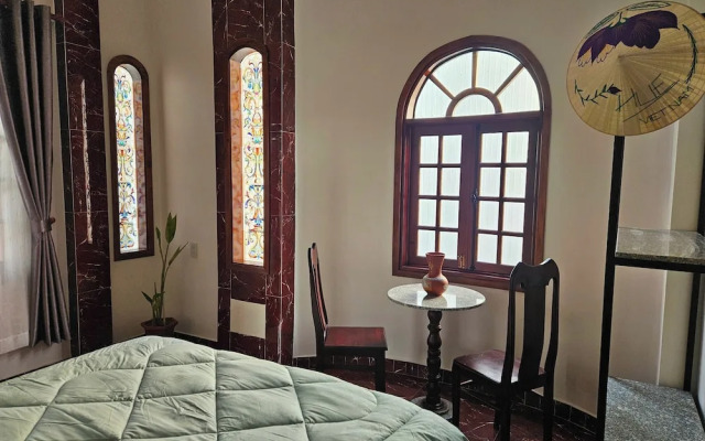 H&H Diamond Nail Guesthouse
