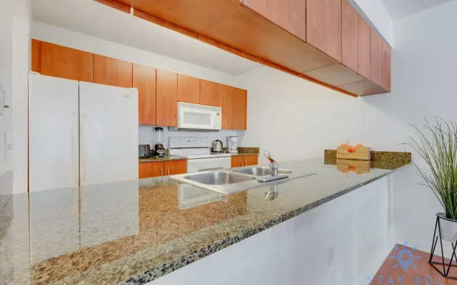 Beautiful 1 BR Apartment With Modern Amenities