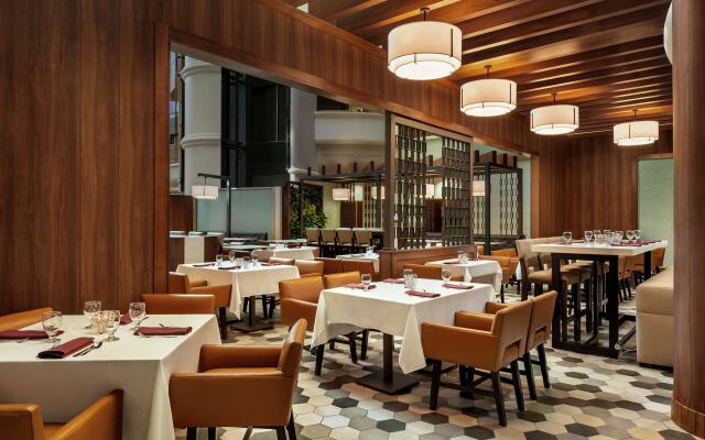 Embassy Suites by Hilton Convention Center Las Vegas