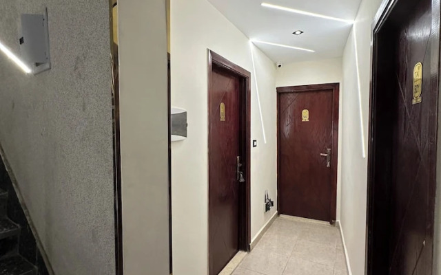 Taj pyramids view inn