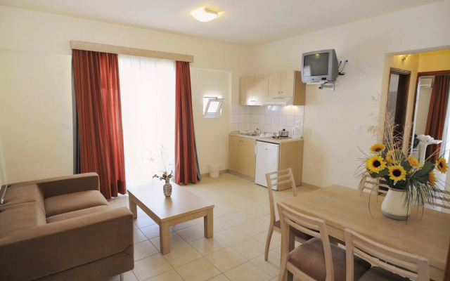 Anita ApartHotel