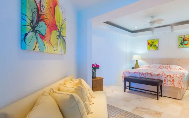 Deep Blue Condos - 202