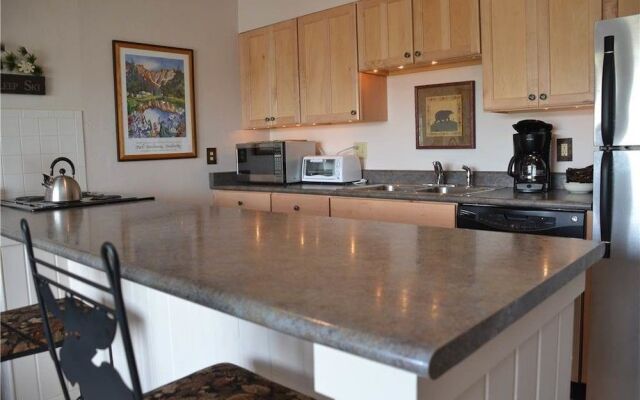 Der Steiermark Unit 114 by RedAwning