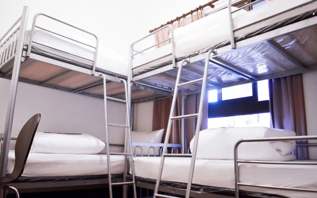 Starbox Hostel