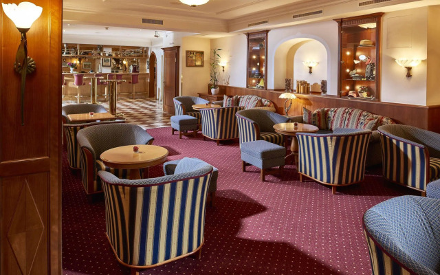 The Glacier Hotel (ex Eurotel Victoria)