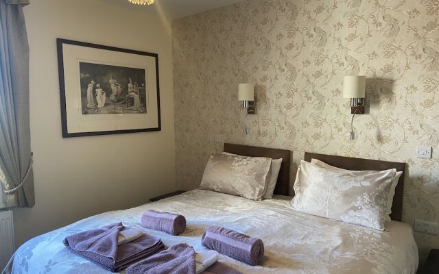 The Beach House Luxury Rooms