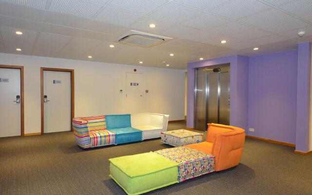 Ibis Styles Charleroi Airport Aero 44