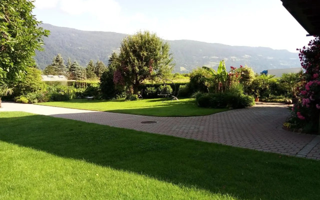 Blumenpension Strauss - Ferienwohnungen