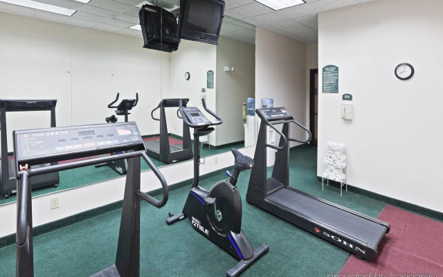 Holiday Inn Express & Suites Vinita by IHG
