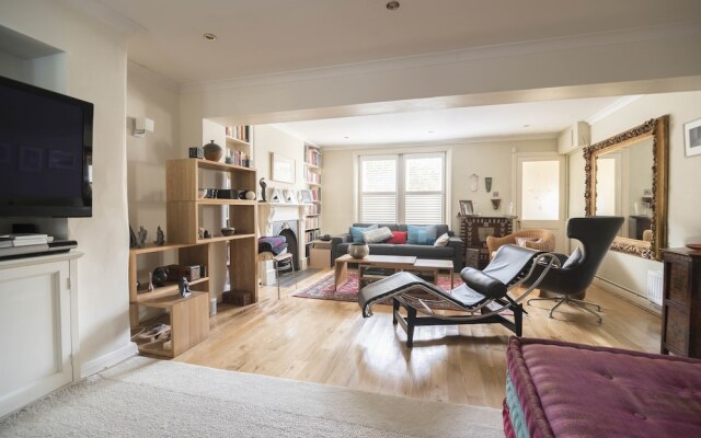 Stylish Family Home in Battersea