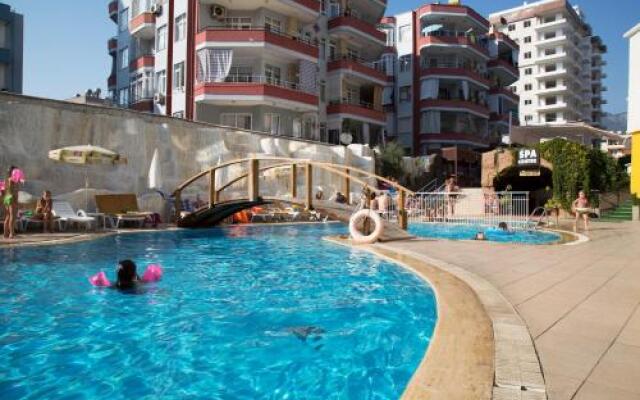 Klas Hotel Dom