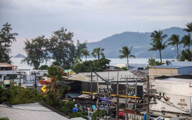 Rico's Patong Residence