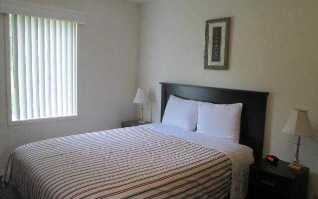 Edgewater Motel & Campground