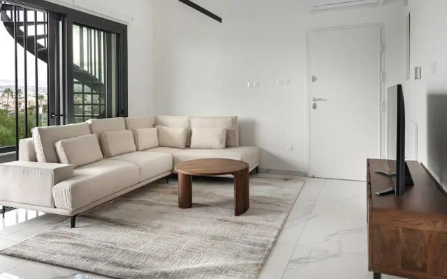 Phaedrus Living: Limassol Opalia Residences Crystal
