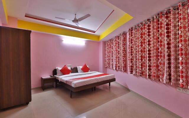 OYO 46776 Radhesh Banquet Hall And Rooms