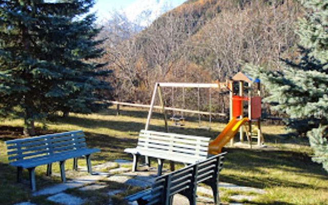 Apartment With 2 Bedrooms in Oulx, With Wonderful Mountain View and Fu