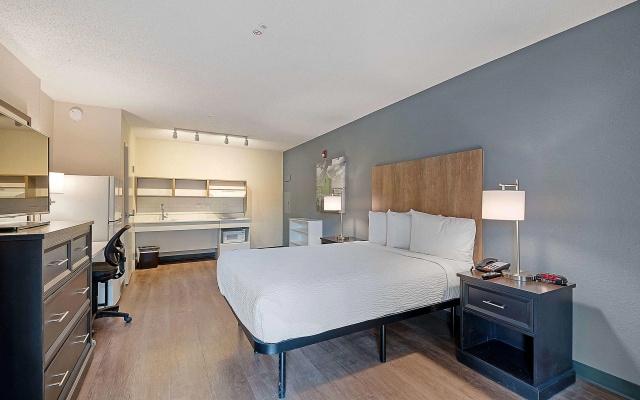 Extended Stay America Suites Miami Airport Blue Lagoon