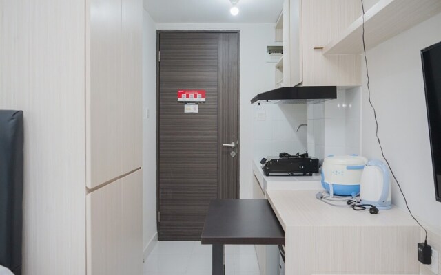 Warm And Simply Studio At Amazana Serpong Apartment