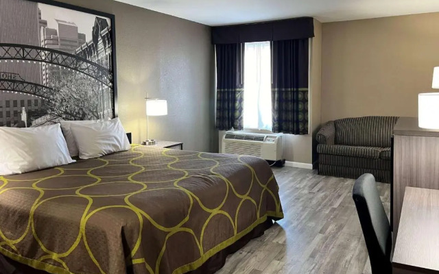 Super 8 - Harrison OH