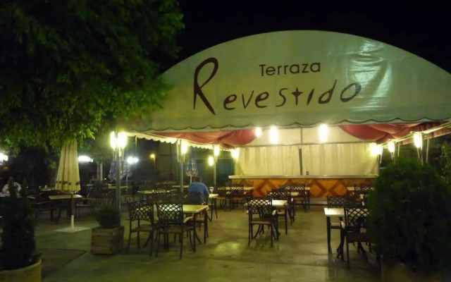 Hotel Restaurante Revestido