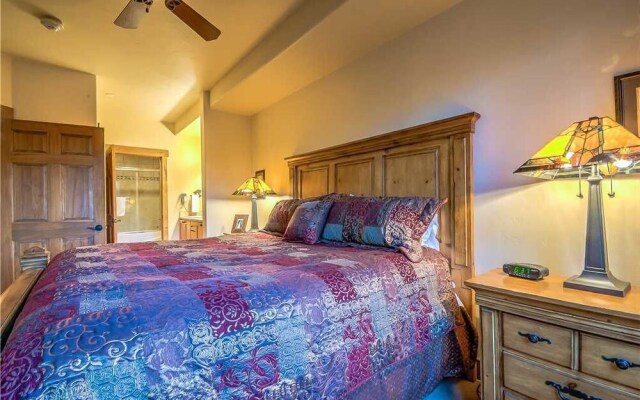 3105 Champagne Lodge,Trappeurs