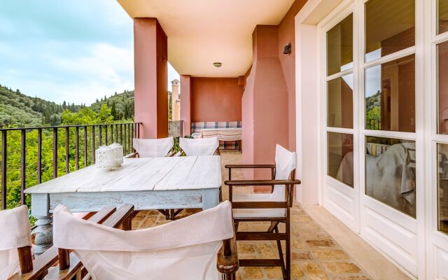 Mastrogiannis Farm House