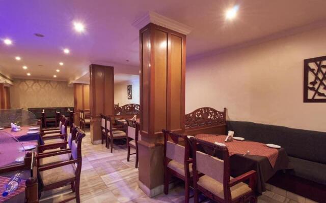 Hotel Sindoori