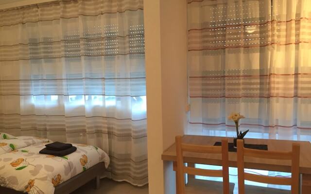 Studios near Gare SNCF - RM 84