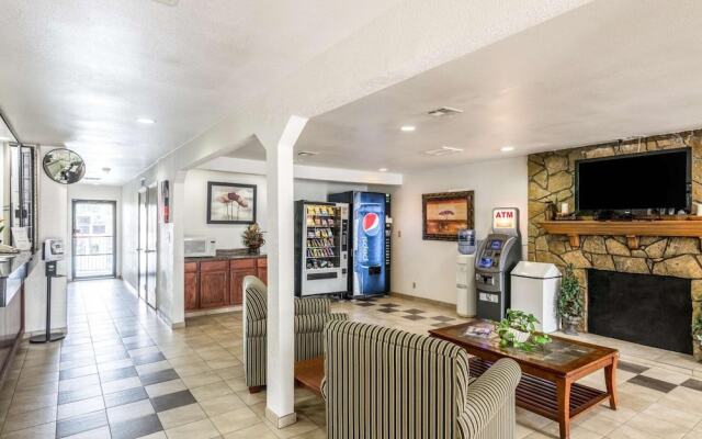 Studio 6 Tulsa Fairgrounds