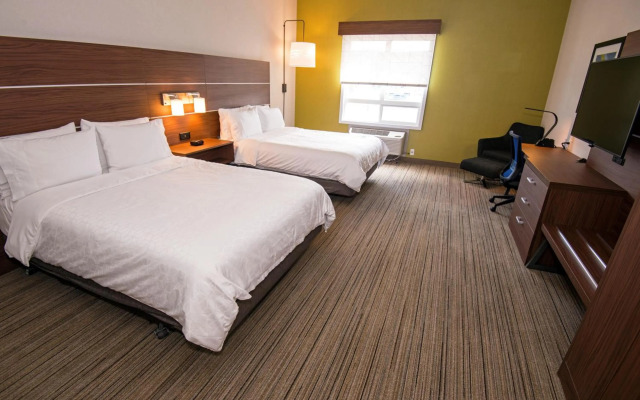 Holiday Inn Express Hotel & Suites Hinton by IHG