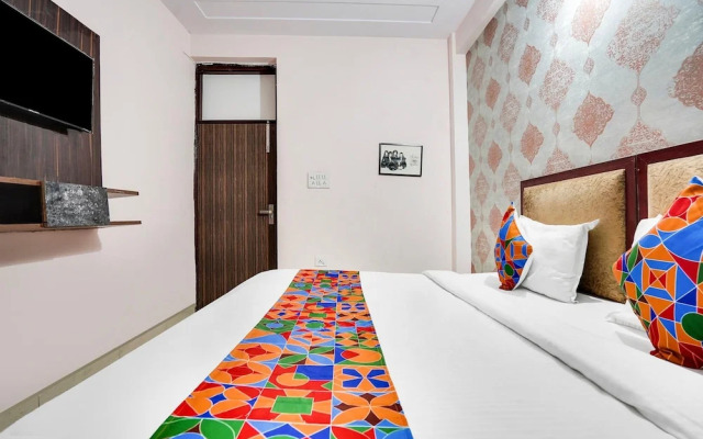 OYO Townhouse 1077 Hotel travel time