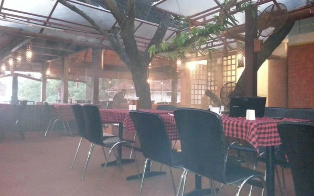 The Mango Tree Inn