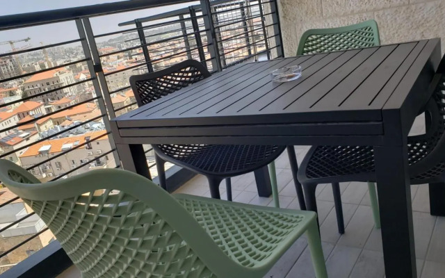 Brand New 3 Bedroom Apartment in Shalem Tower