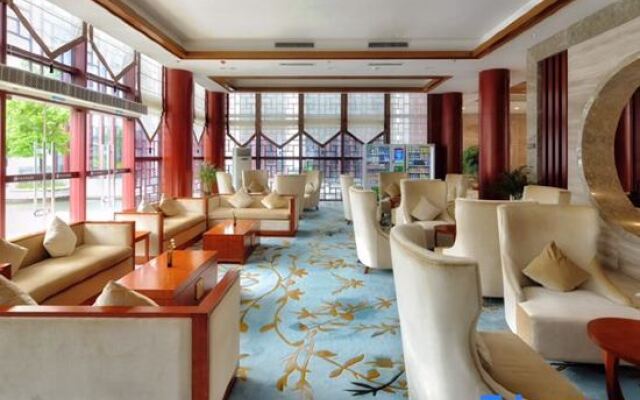 Donghai Hot Spring Hotel