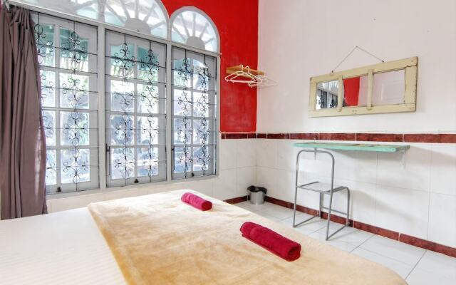 De'Oplet Homestay & Gallery