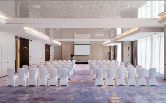 Hilton Shenzhen World Exhibition & Convention Center