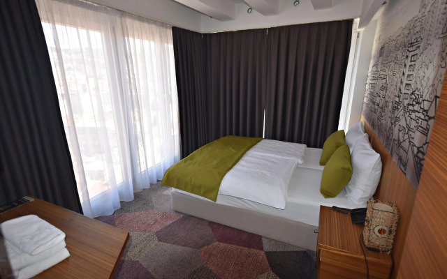 Hecco Deluxe Hotel