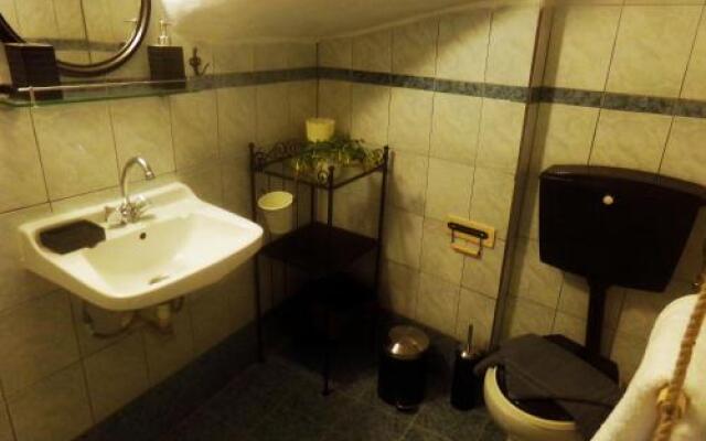 Leia Guest House