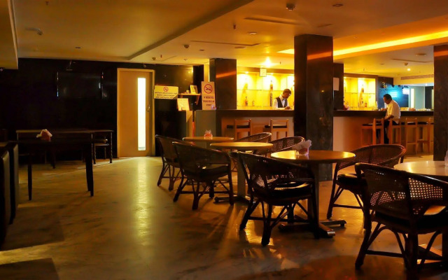 Nayagara Hotel