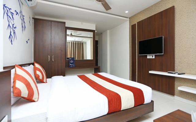 OYO BHO034 Hotel Ashirwad Regency
