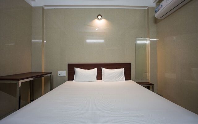 Spot On 23725 Jay Shanti Palace Hotel