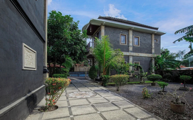 Sekarinis Place Amed