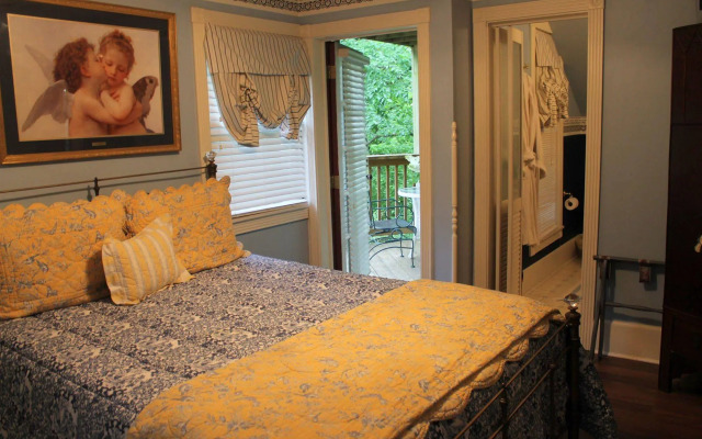 Hidden Springs Bed & Breakfast