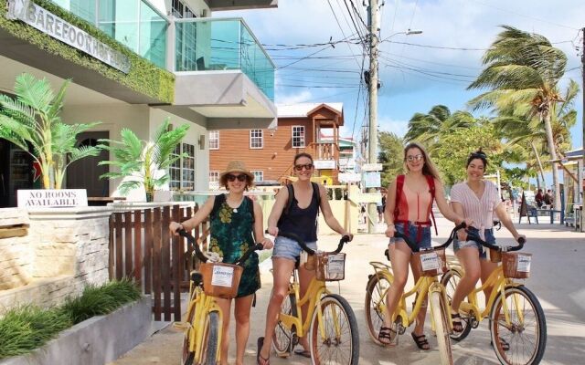 Barefoot Caye Caulker Hotel