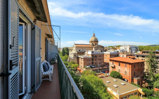 Pompeo Magno Apartment