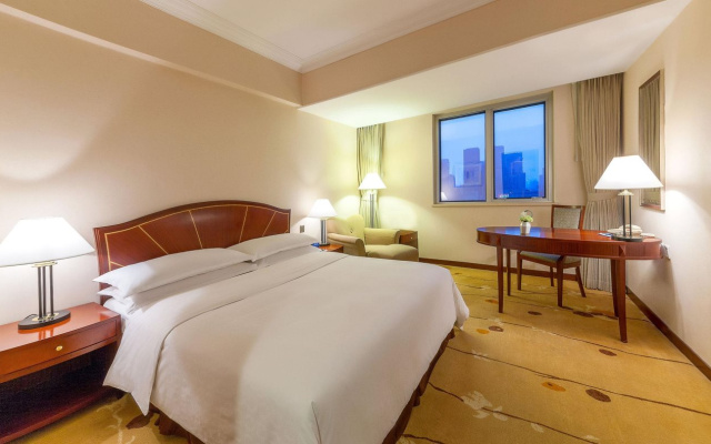 Sheraton Chengdu Lido Hotel