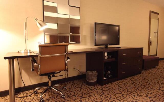 Crowne Plaza Danbury