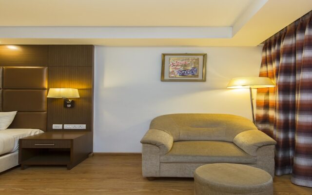 OYO 642 The Atrium Boutique Hotel